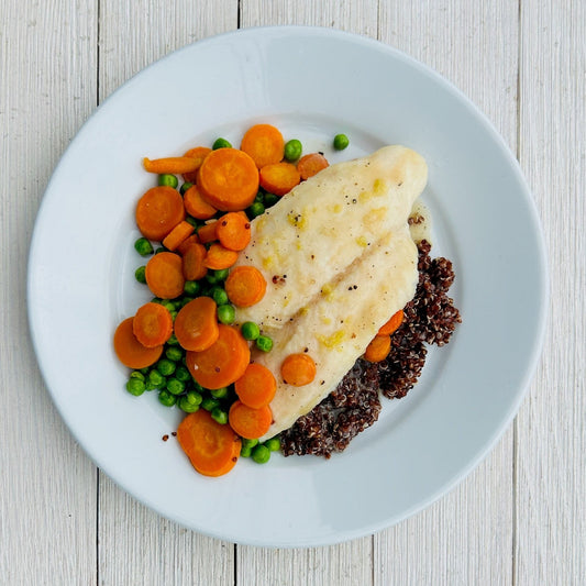 Lemon Pepper White Fish over Quinoa with Peas & Carrots (GF)